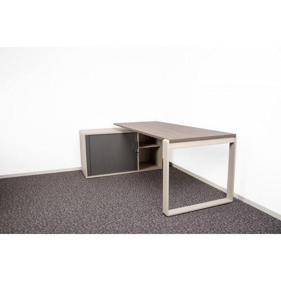 tweedehands - gebruikt - refurbished Balma Mixt Bureau met Dressoir Walnoot Directiebureaus