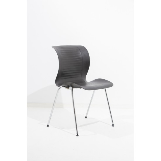 tweedehands - gebruikt - refurbished Fritz Hansen Ensemble 4-poot Stoel Kantinestoelen