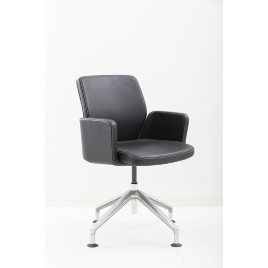 tweedehands - gebruikt - refurbished Giroflex 656 Vergaderstoel Leer Draaibare stoelen