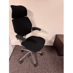 Humanscale Freedom headrest bureaustoelen showroommodel