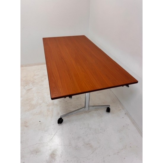 tweedehands - gebruikt - refurbished Kusch+Co 9000 Roll N Meet Klaptafel 180*90 Thuiswerk bureau