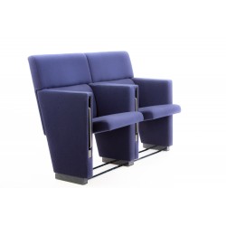 Poltrona Frau Jockey  Theaterstoelen bioscoopstoelen auditorium stoelen