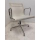 tweedehands - gebruikt - refurbished Vitra EA108 Vergaderstoel netrug Draaibare stoelen