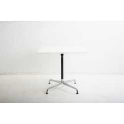 Vitra Eames Contract Table vierkant 80*80